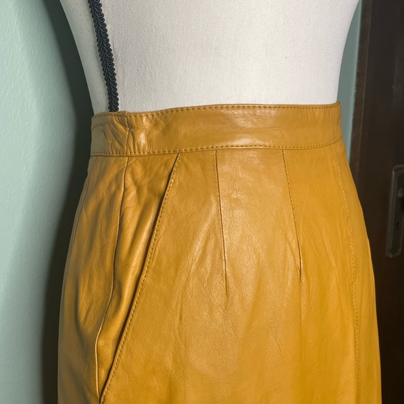 Vintage 1970’s Wilson’s Patchwork Sheep Jacket with Pelle Cuir Pencil Skirt - Picture 6 of 14